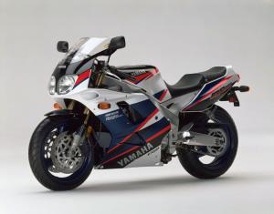 Yamaha FZR1000